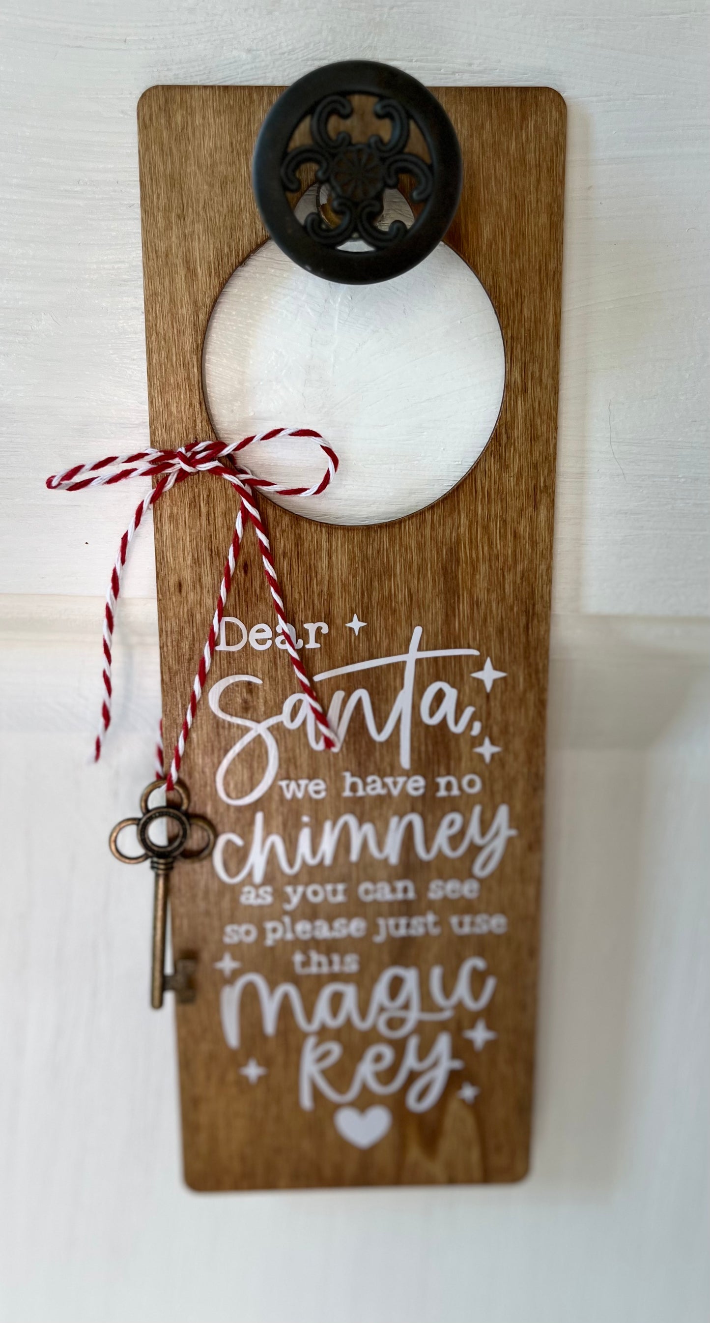 Santa’s Magic Key Door Hanger